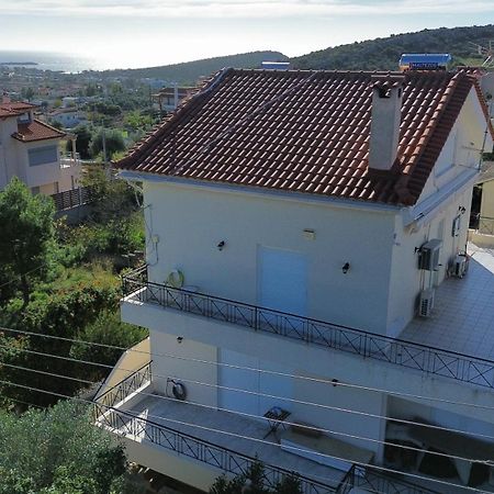Beautiful Maisonette With A View To The Mountains And The Sea Agia Marina  Екстериор снимка