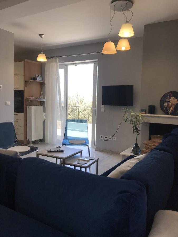 Beautiful Maisonette With A View To The Mountains And The Sea Agia Marina  Екстериор снимка