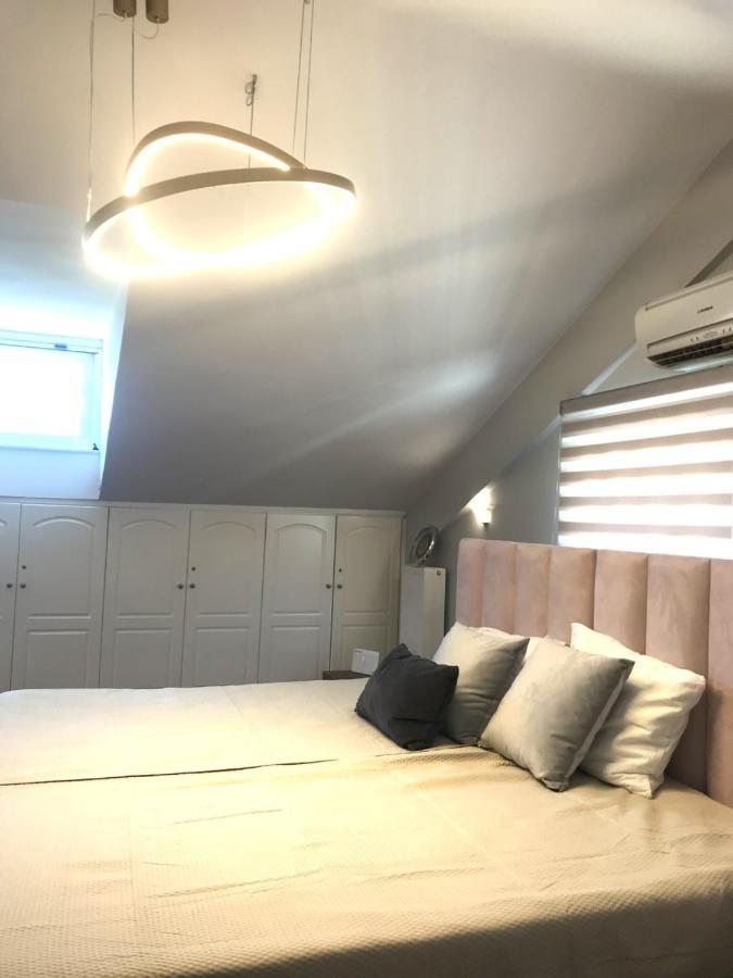 Beautiful Maisonette With A View To The Mountains And The Sea Agia Marina  Екстериор снимка