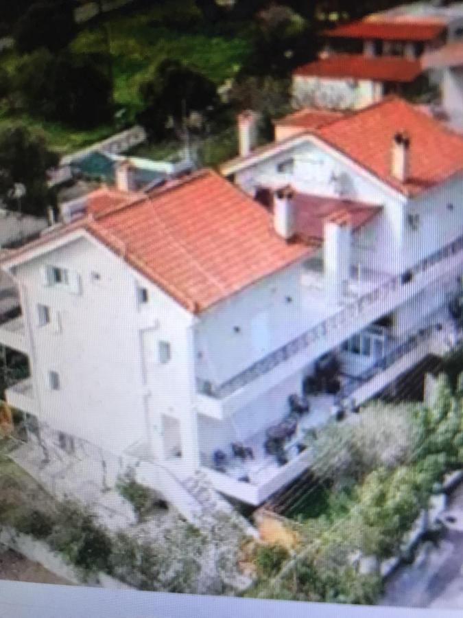 Beautiful Maisonette With A View To The Mountains And The Sea Agia Marina  Екстериор снимка