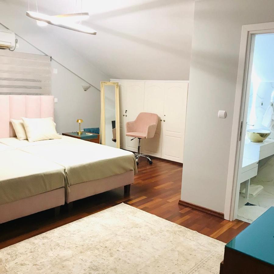 Beautiful Maisonette With A View To The Mountains And The Sea Agia Marina  Екстериор снимка