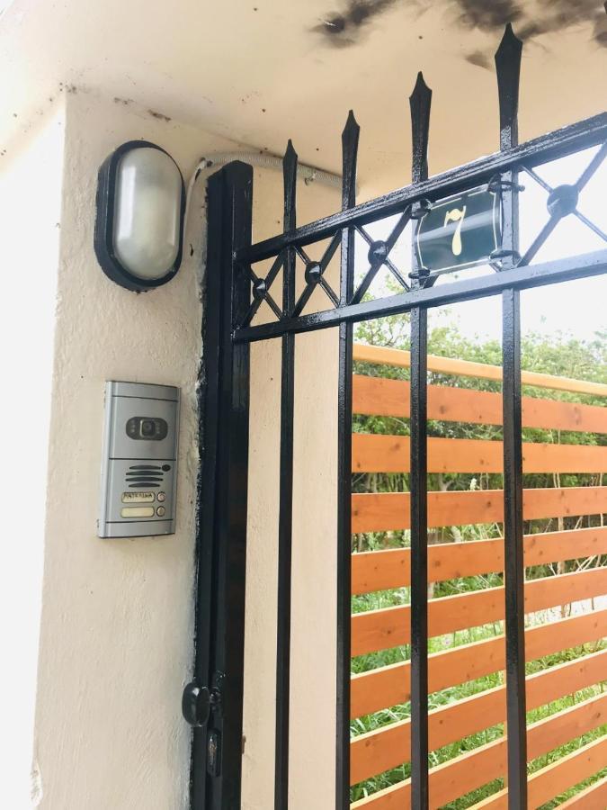 Beautiful Maisonette With A View To The Mountains And The Sea Agia Marina  Екстериор снимка
